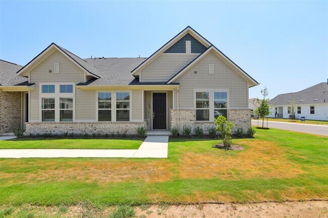 Building Photo - 140 Stewart Dr Unit 102