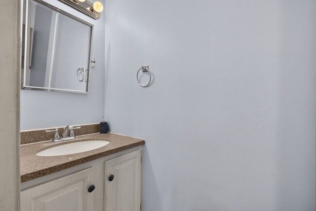 Photo - 134 Ashley Dr