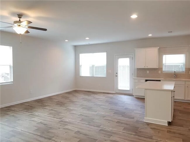 Photo - 102 Mansie Park Dr