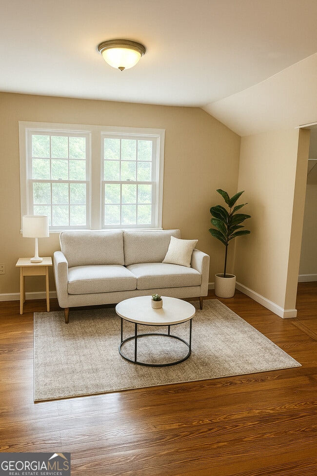 Photo - 1872 Dunlap Ave