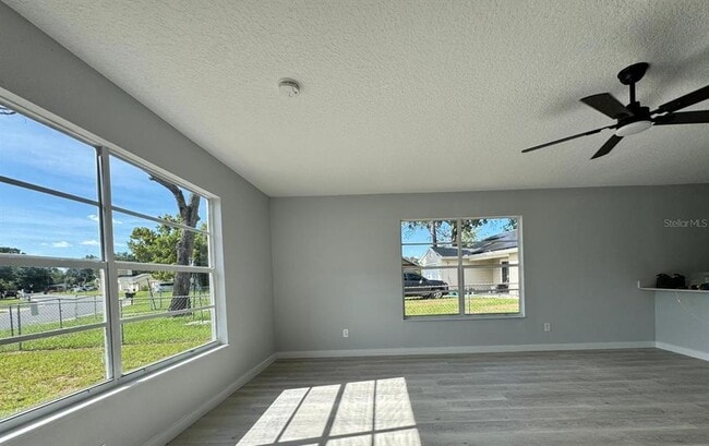 32 Spring Loop Cir