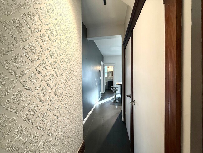 Photo - 12 Senator Ave