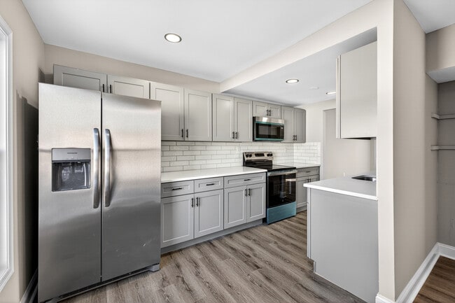 Photo - 204 Whitherspoon Ln