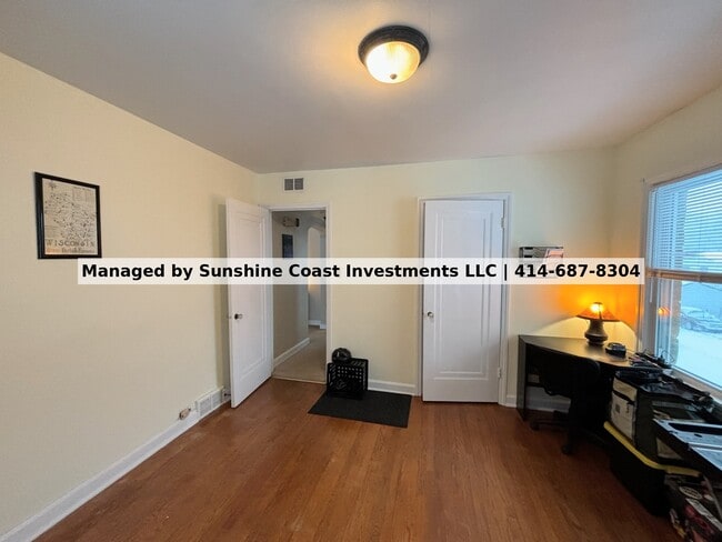 Photo - 8505 W Center St Unit Upper  #4