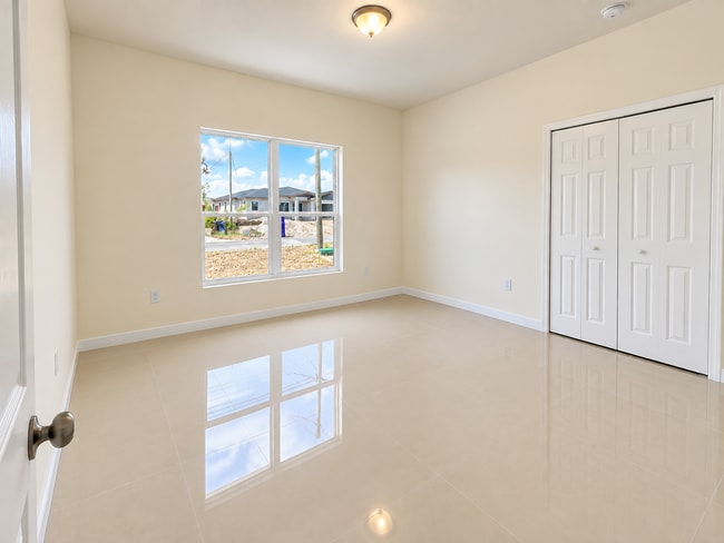3212 Oleander Dr