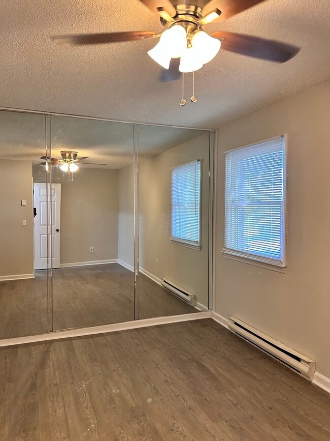 Photo - 2204 Delta Pl Unidad B