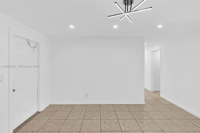 Photo - 4156 SW 49th Ct Unidad 0