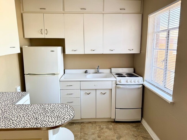 Photo - 1-Bedroom, newly remodeled 1-Bath Apartment steps from the Plaza District Unit 1740-7