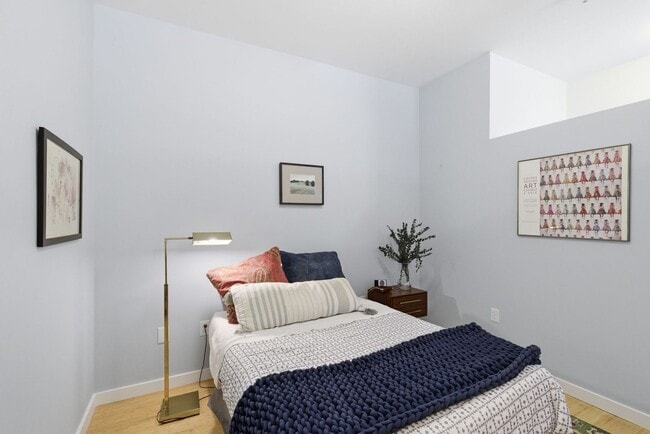 Photo - 1706 18th Ave S