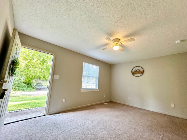 Photo - 102 Carter Sells Rd