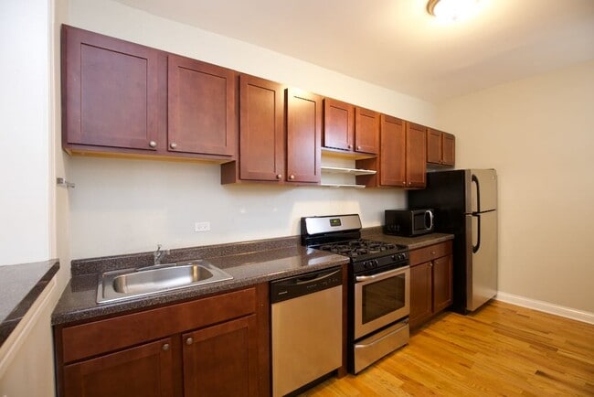 Photo - 4422 N Wolcott Ave Unit J09W