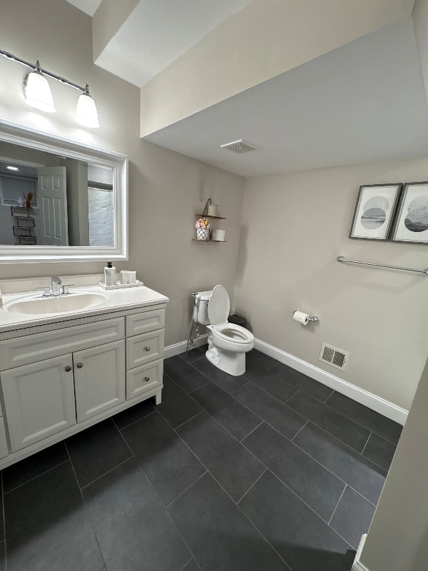 Photo - 16821 Falconhurst Dr