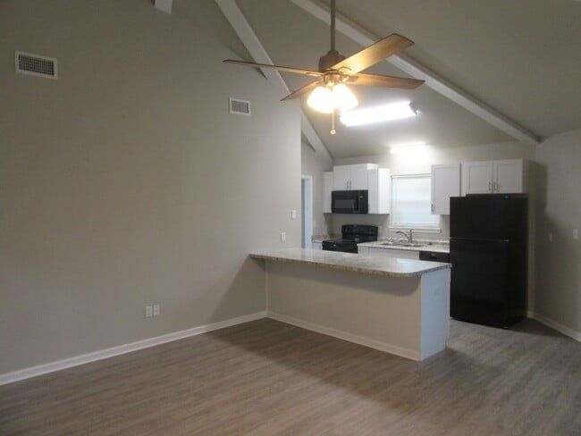 Photo - 1304 Grace Ave Unit 1304 B Grace Ave