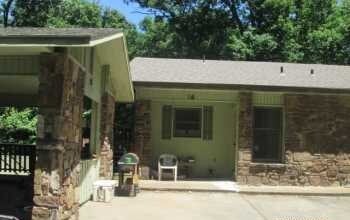 Building Photo - 16 Victoria Ln