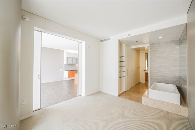 Building Photo - 3726 S Las Vegas Blvd Unit 1104 Rental