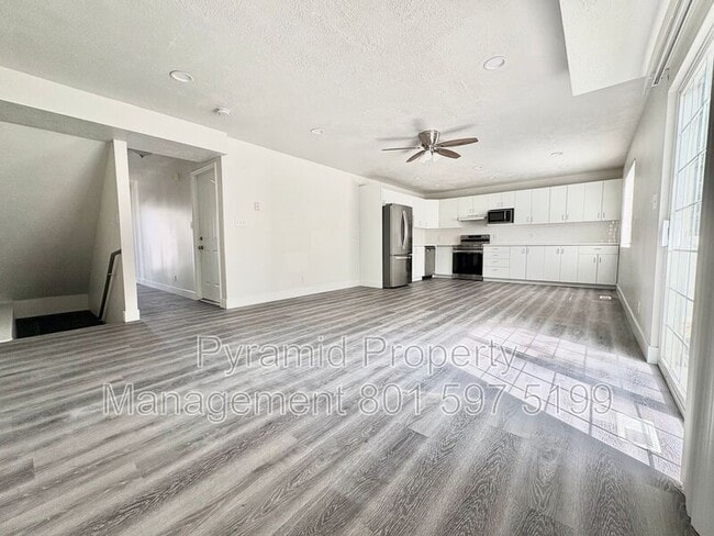 Photo - 3183 S 945 E