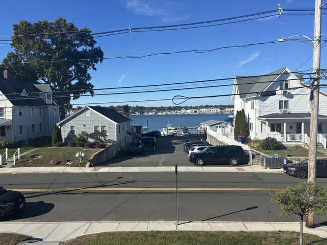 Photo - 39 Cove Ave Unidad B