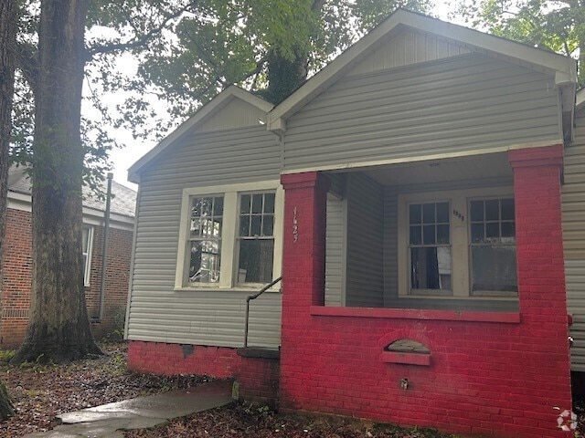 Building Photo - 1625 Christine Dr Rental