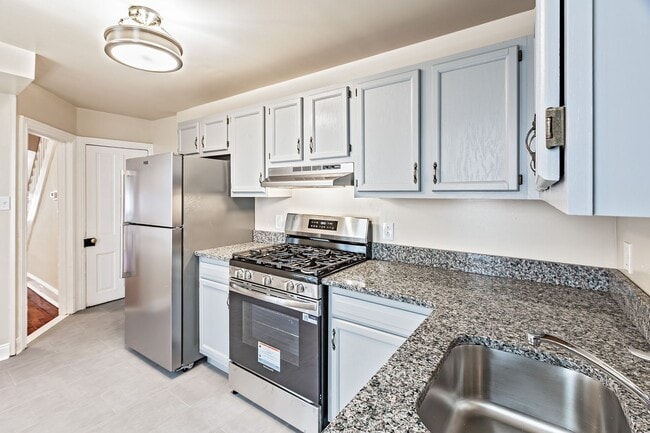 Photo - 3 bedroom, 1 bath, newly renovated home in Little Italy