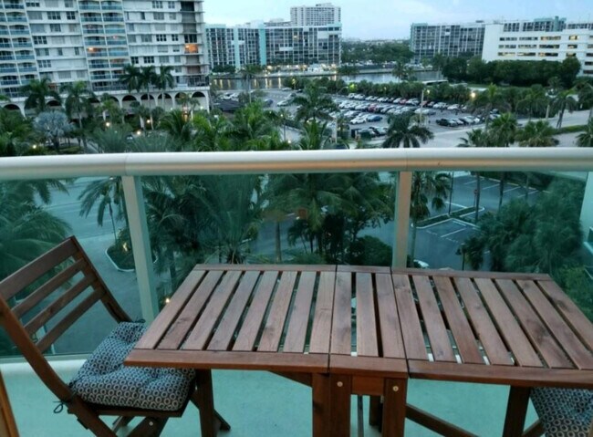 Photo - 3801 S Ocean Dr Unit 7Q