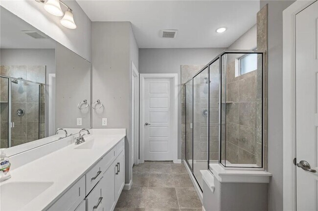Photo - 12405 Iveson Dr