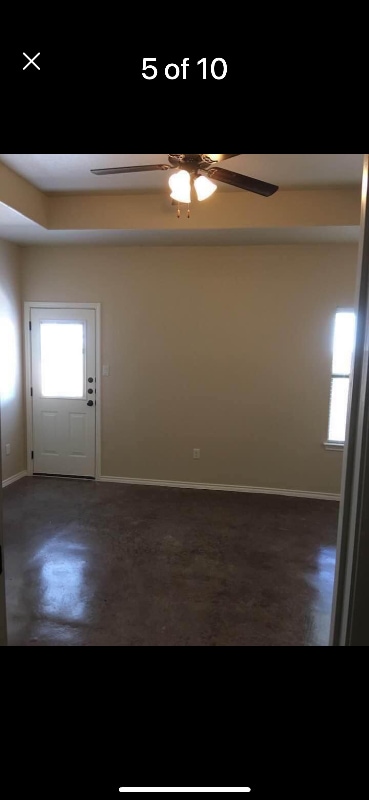 Photo - 720 Saengerhalle Rd