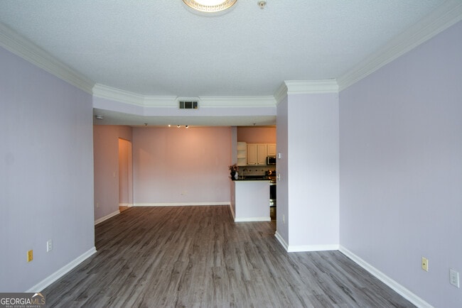 Photo - 955 Juniper St NE