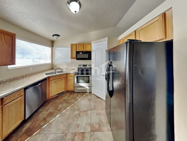 Photo - 6890 Jackling Way