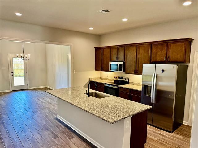 Photo - 190 Berkshire Pl