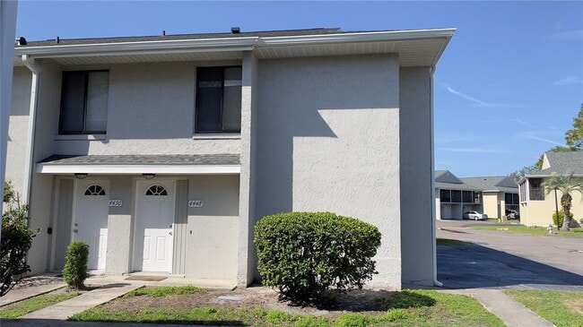 Entrada principal - 4448 Pinebark Ave Unidad 4448 Pinebark Ave