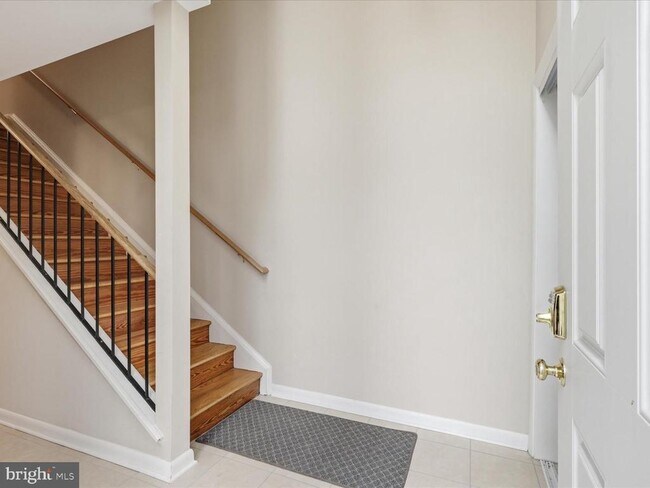 Photo - 1426 Yellowwood Ct