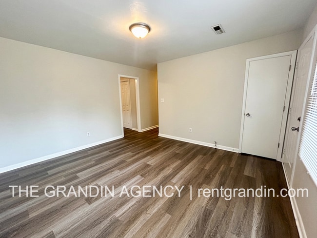 Photo - 1344 Mabry Ave SE