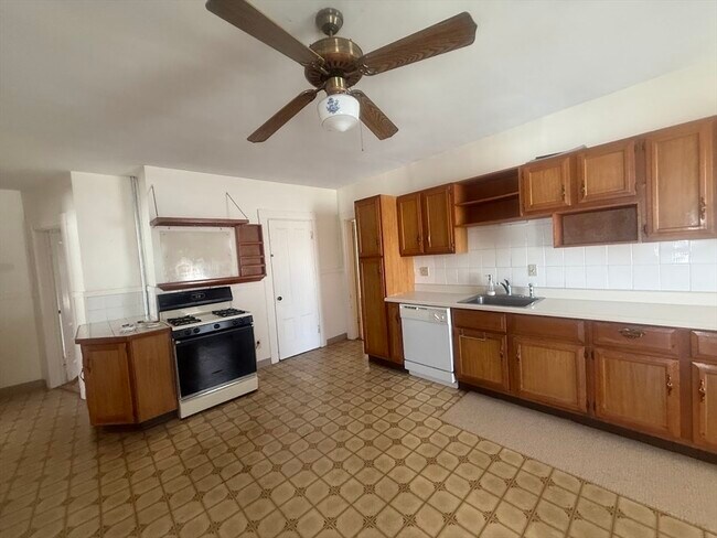Photo - 33 Cook St Unit 2