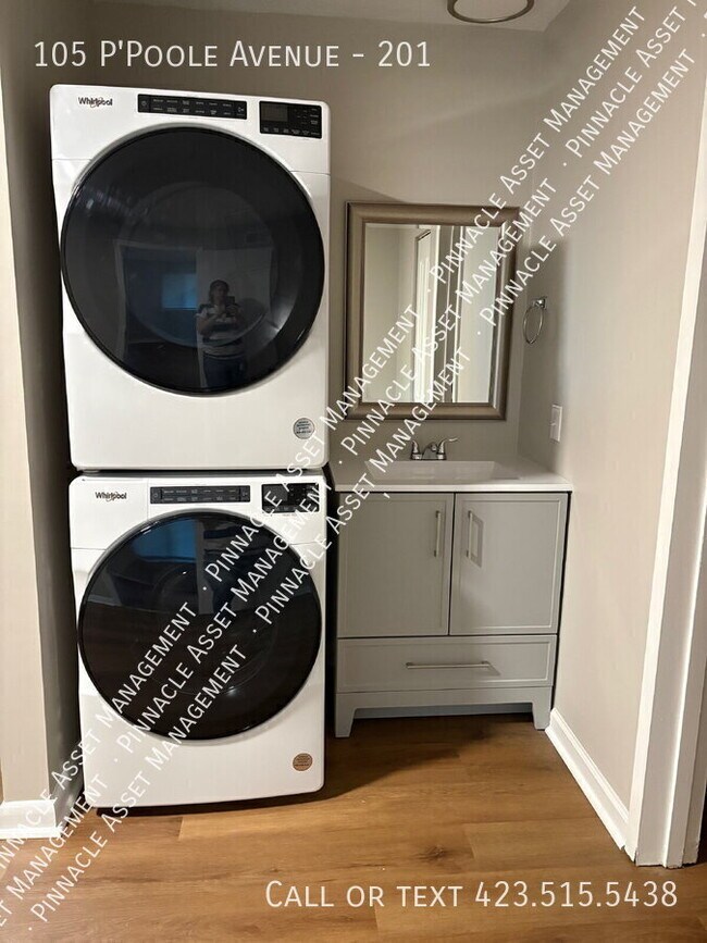 Photo - 105 P'Poole Ave Unit 201