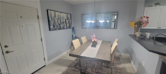 Building Photo - 3940 Pomodoro Cir Unit 304