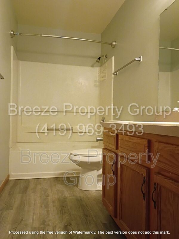 Photo - 2816 Benford Ln
