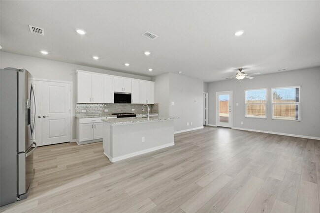 Photo - 602 Travine Dr