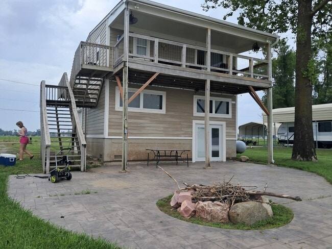 Photo - 239 Mallard Ln