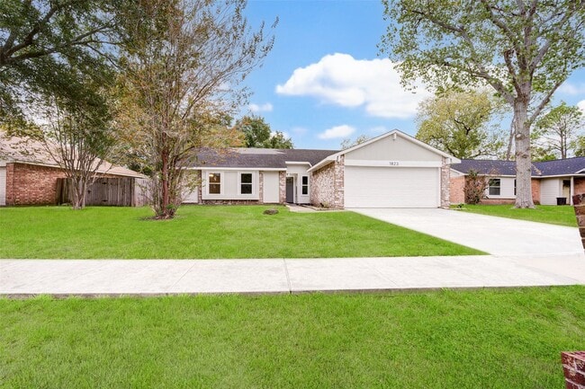 Photo - 1823 Grand Park Dr