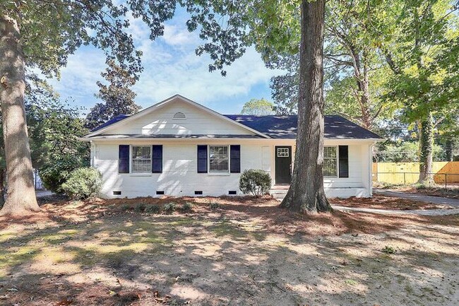 Building Photo - 3BD/2BA Ranch Home in Windsor Park!
