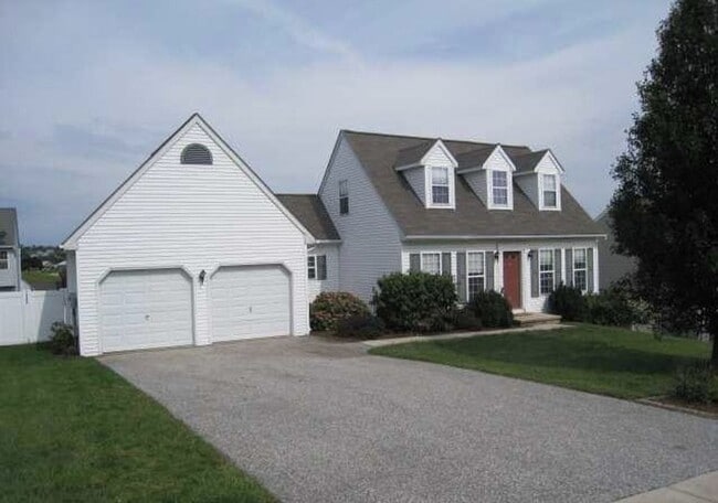 Building Photo - Beautiful 3 Bedroom, 2 Bath Home in Red Lion Schools!