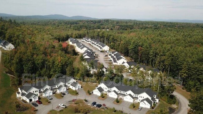 Building Photo - 63 Monroe Dr Rental