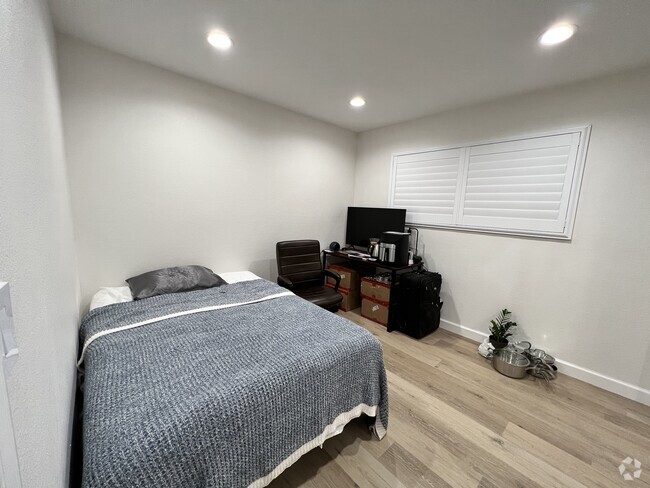 Building Photo - 1162 Keystone Ct Rental