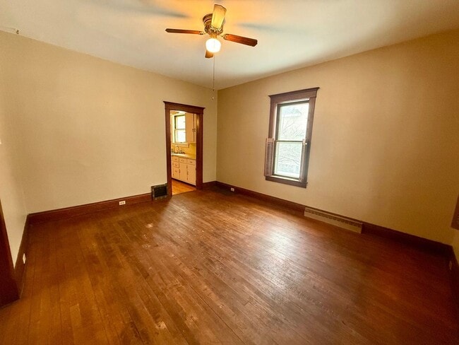 Photo - 909 S 6th Ave Unidad Lower