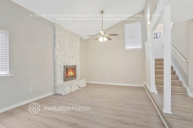 Photo - 4061 Oak Stone Dr