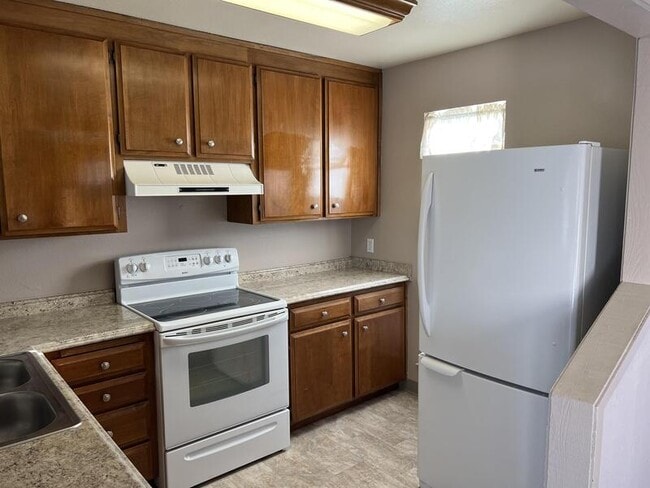 Photo - 133 Rockwood Drive - 1