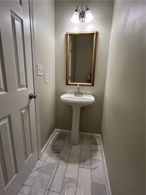 Photo - 5368 Hickory Knoll NW