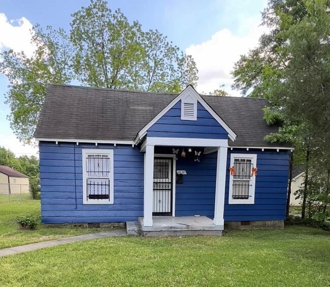 Building Photo - 2637 Arlington Ave