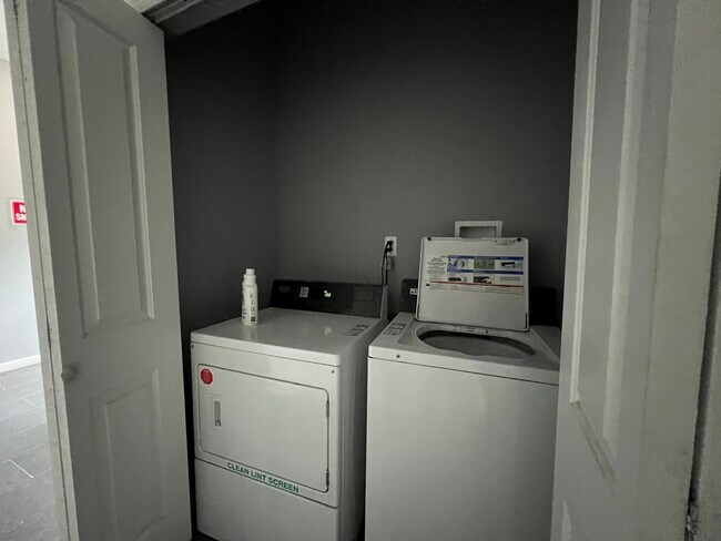 113 Ocean Ave Unit 4