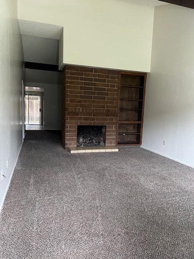 Photo - 7405 Quailwood Dr Unit C